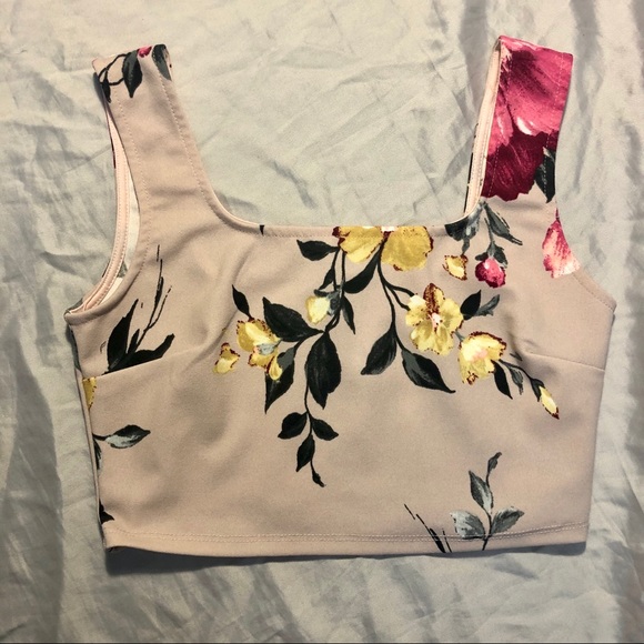 Fashion Nova two-piece floral crop top & skirt set - Picture 3 of 7